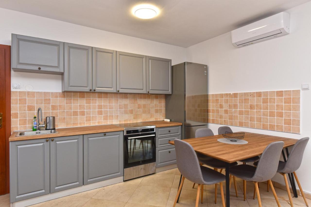 Apartmensts Arsen 928 Pula Dış mekan fotoğraf